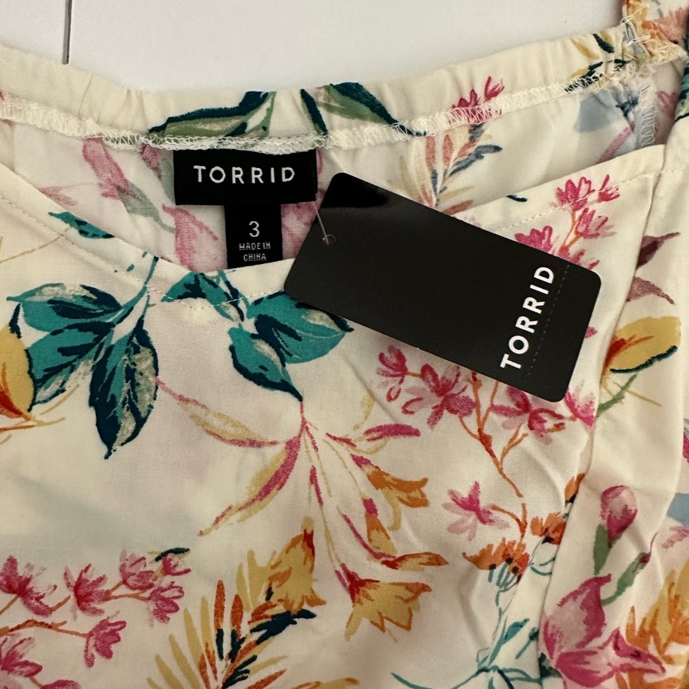 NWT Torrid size 3 peplum Challis sweetheart flutter sleeve blouse - Picture 4 of 12